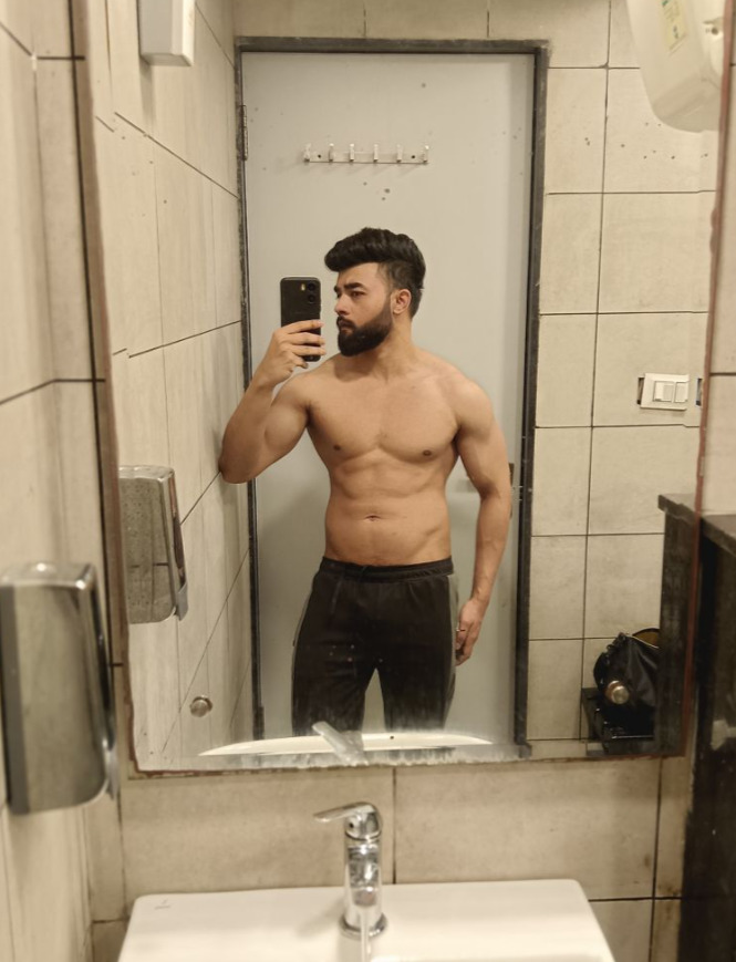 Muscular Abhi 8