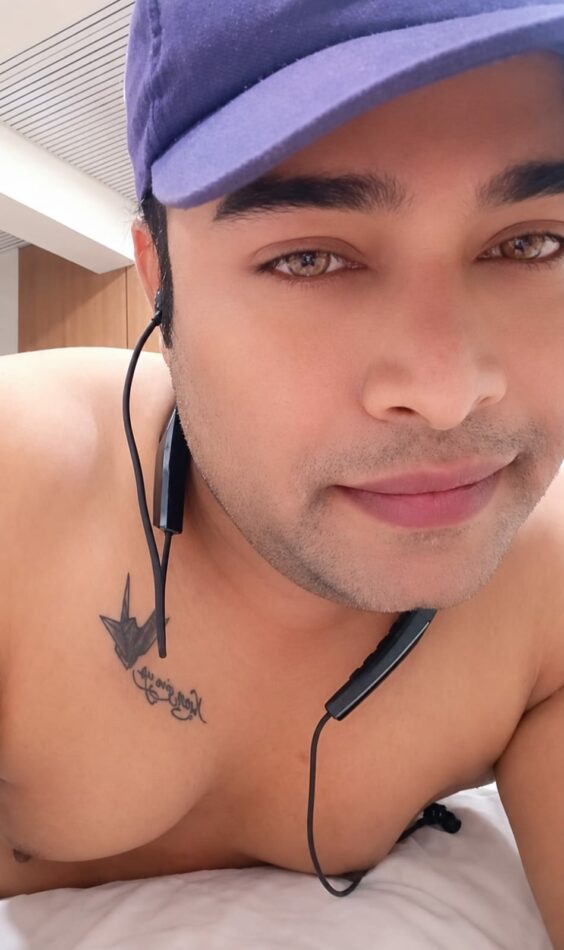 Manav Gay 3