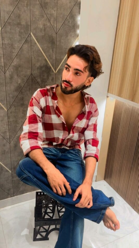Cute hunk 4